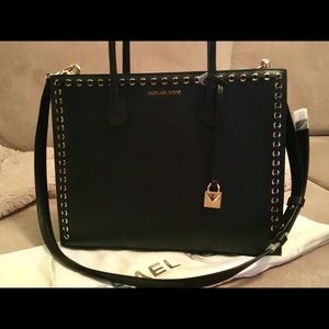 ❌SOLD❌ Michael Kors Large Mercer Grommet Purse